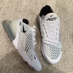 Nike Air 270 White and Black Sneakers as new